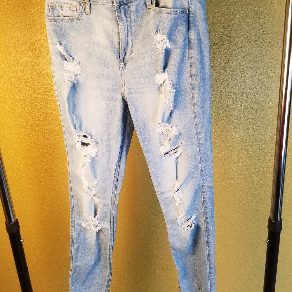 Hollister Distressed Light Blue Skinny Jeans